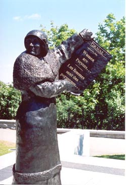Nellie McClung statue